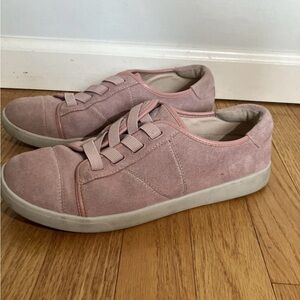 VIONIC JEAN SUEDE Size 7.5 Pink Slip On Sneaker Womens